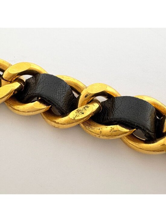 Chanel CC Logo Chain Belt Leather Gold Black main image 7